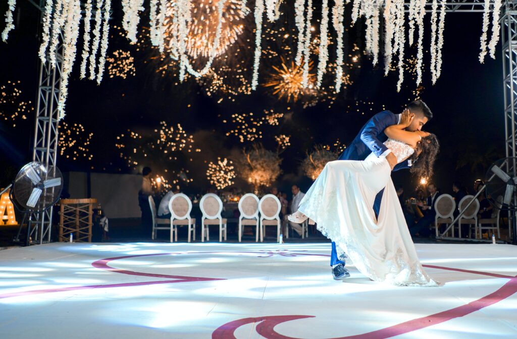 couple dancing